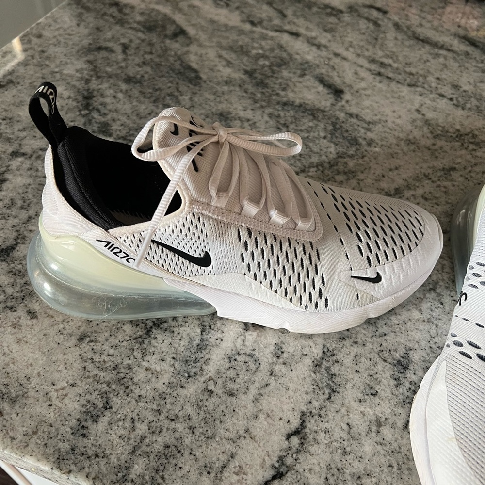 Women’s Nike air max 270